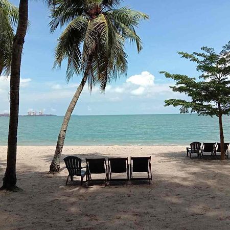 Manjung Modern + Cozy Terrace Home Lumut Exterior foto