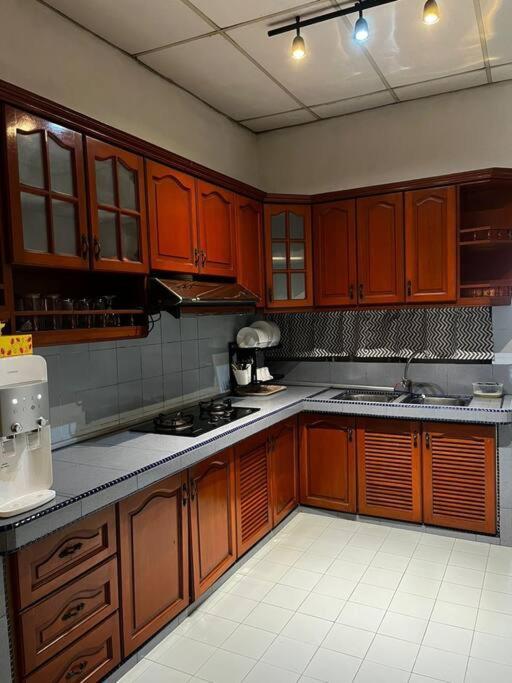 Manjung Modern + Cozy Terrace Home Lumut Exterior foto